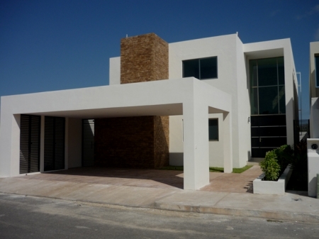 HERMOSA RESIDENCIA EN LA PRIVADA RESIDENCIAL MARSELLA ALTABRISA